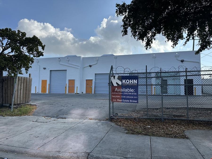2051 NW 15 Ave