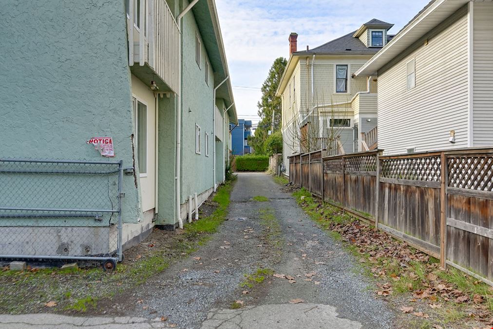 1321 Fernwood Road