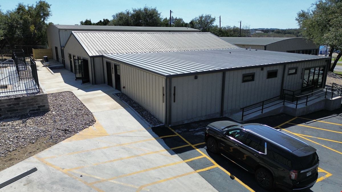 111 Plaza | Medical & Professional Office | HWY 281 Frontage | Bulverde, TX