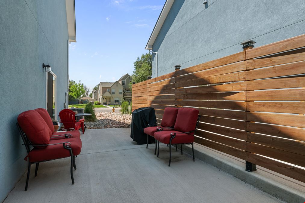 Fountain Village Townhomes