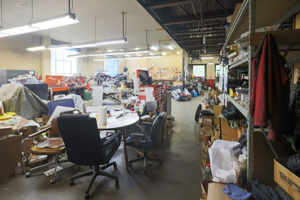 HondaTown Retail & Industrial-Flex Building
