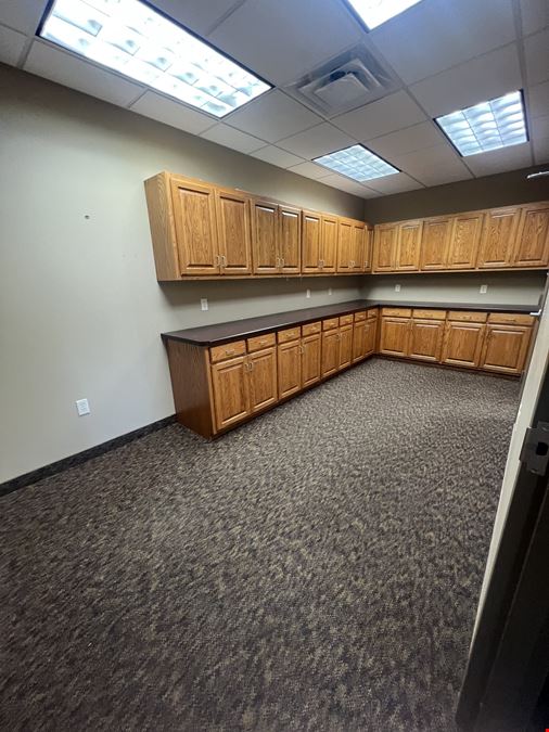 3299 Roosevelt Rd - SALE