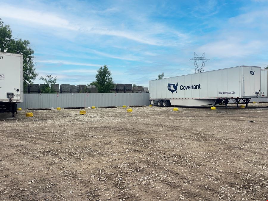 Valleyview Truck & Trailer Parking