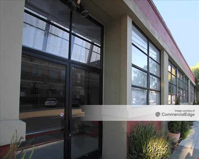 Temescal Business Center