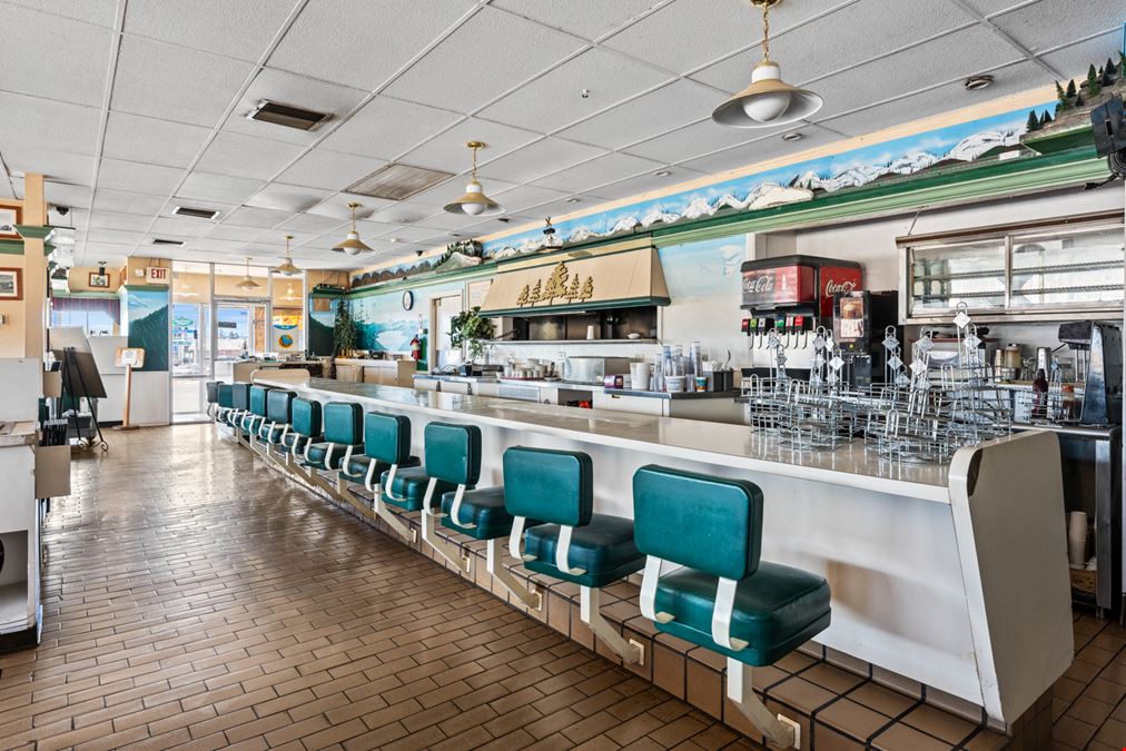 Restaurant Near Freeway
