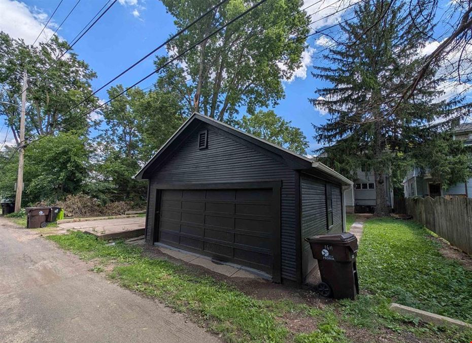 1611 W Barker Ave