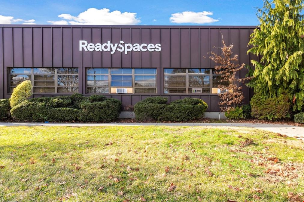 ReadySpaces Saddle Brook