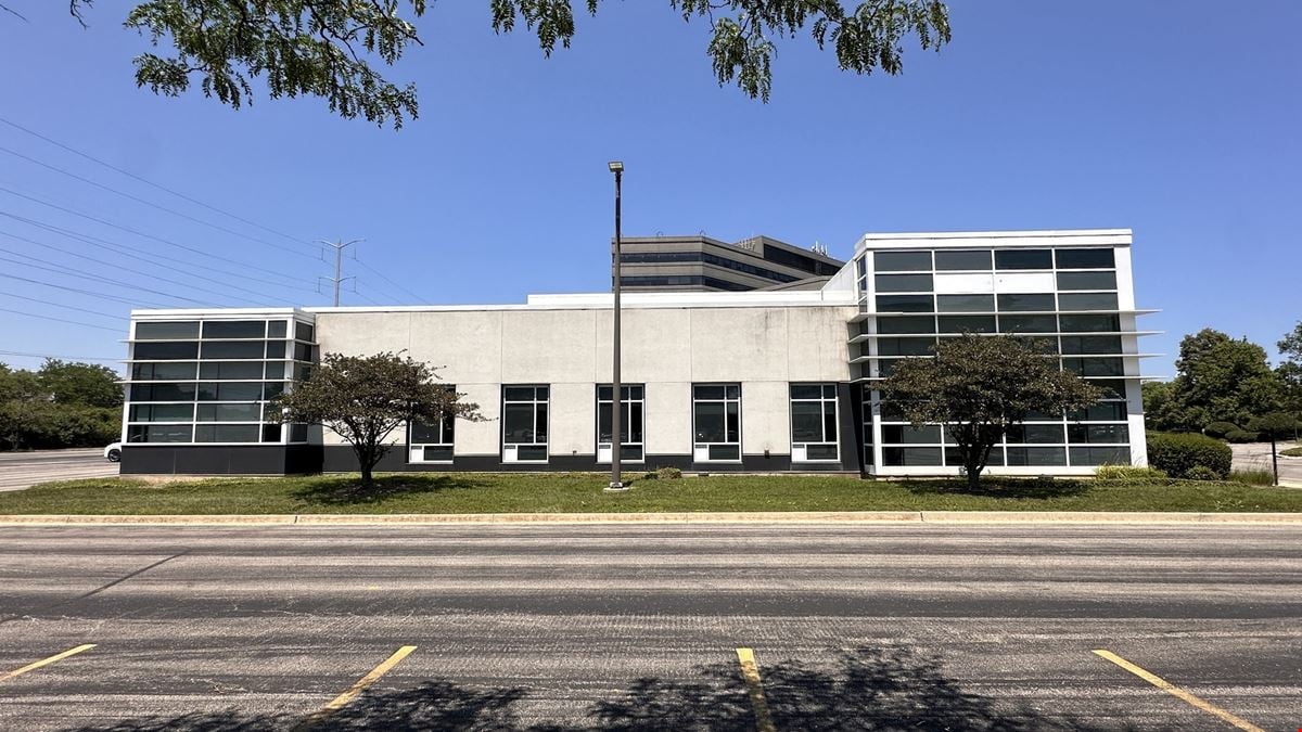 444 Skokie Boulevard