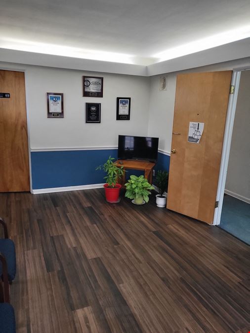 401 W. Ionia #1