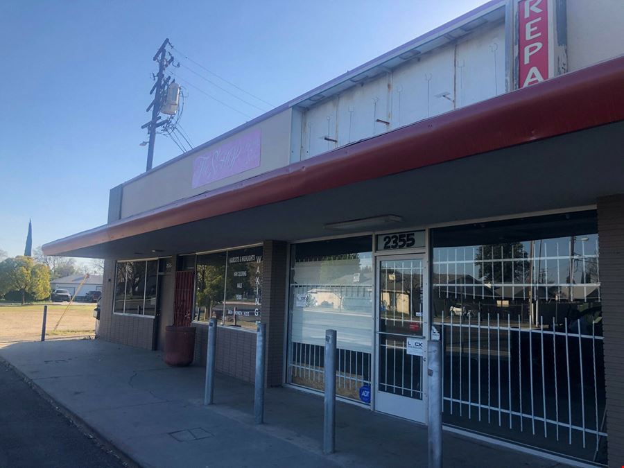 Retail Space Available on SWC of Clinton/Cedar in Fresno, CA