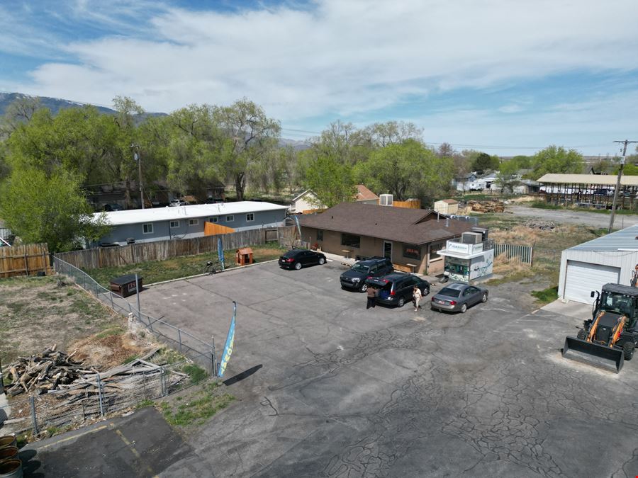 30 Commercial Ave
