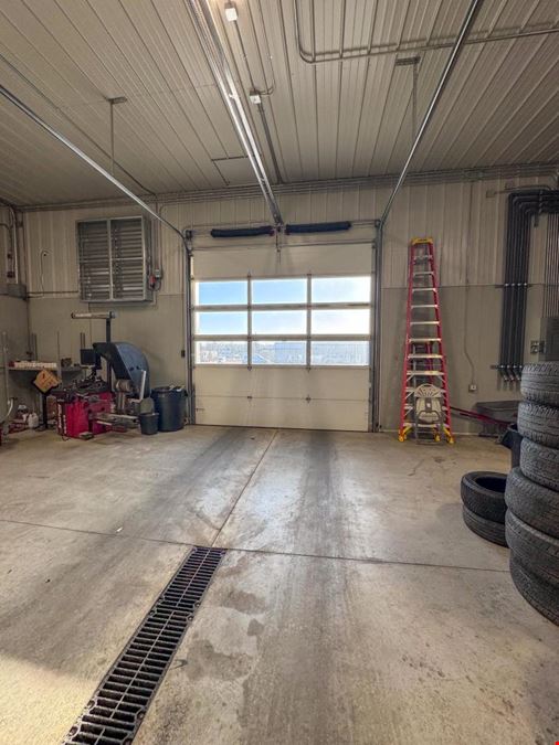 375 22nd St - Warehouse For Sale