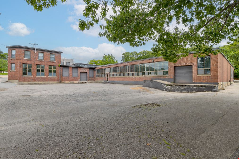 Prime Commercial Opportunity 37,252±SF - Warwick RI
