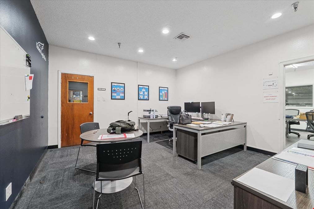 700 W Loop 340