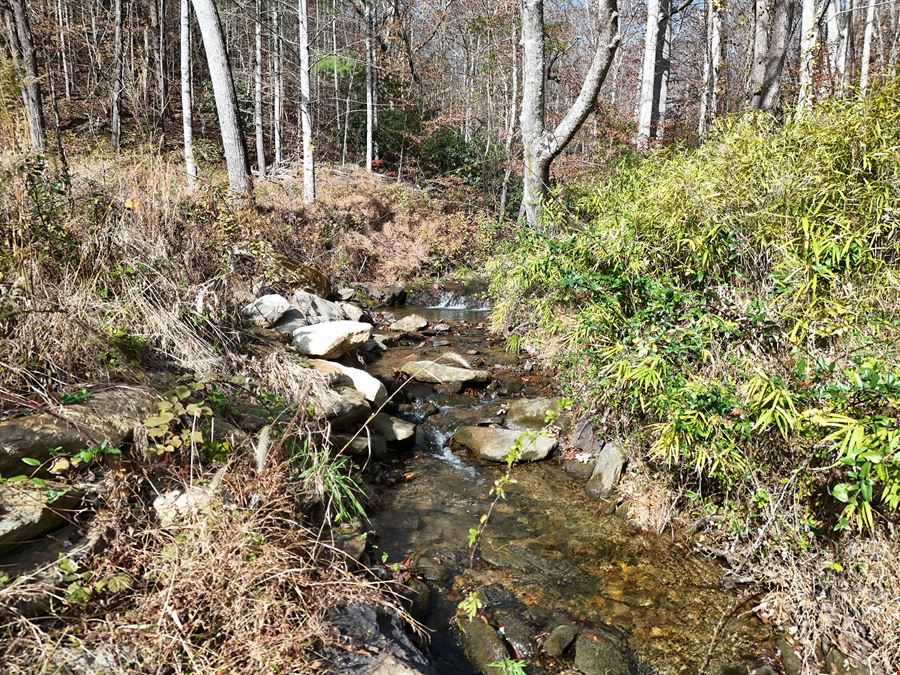 902 Deitz Cable Rd