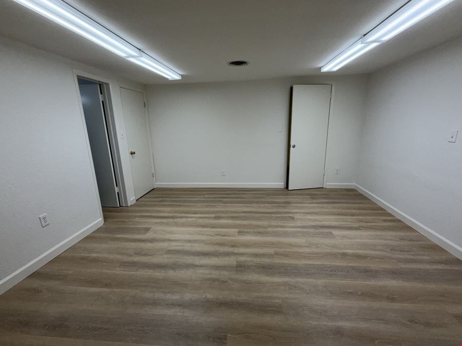 3443 Tamiami Trail