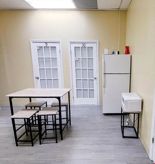 5610 Old National Hwy College Park, GA 30349