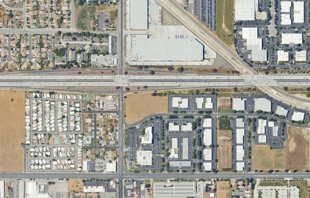 NE of Mountain View Ave and Business Center Dr,