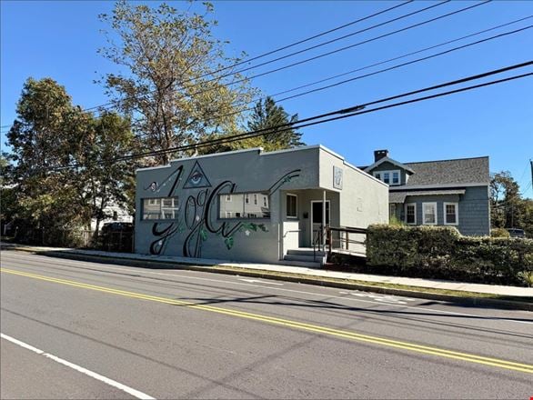 Preview of Mixed Use space for Rent at 487 Burncoat St