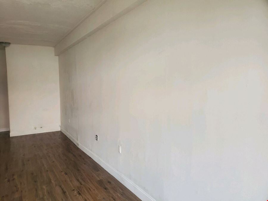 176 Rockaway Ave