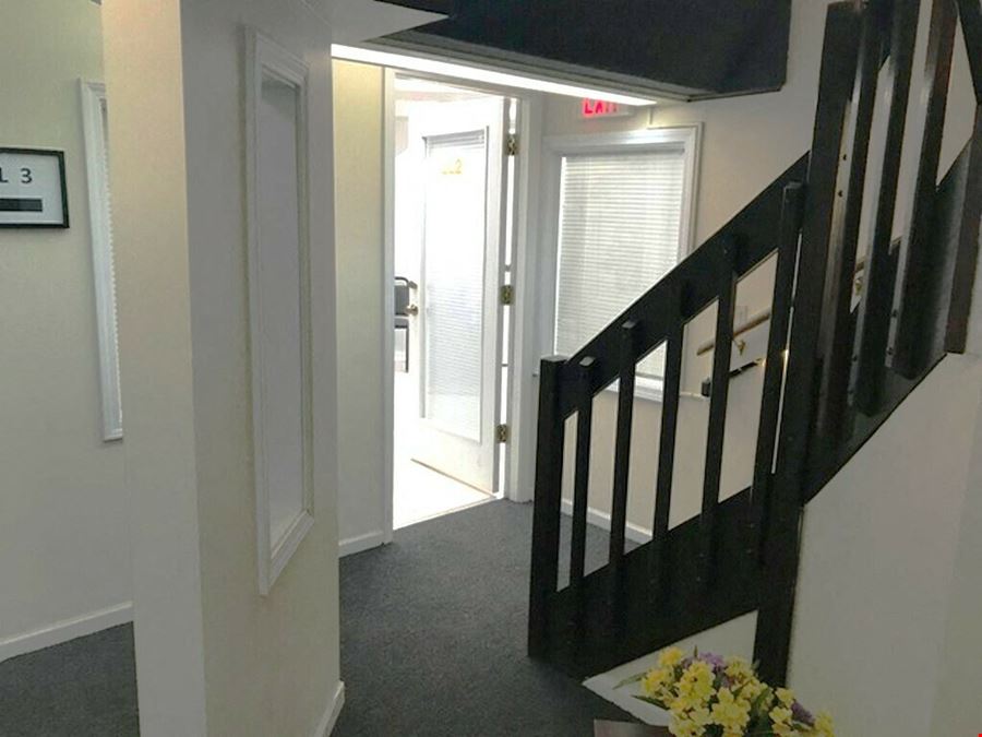 119 W Main (Route 72)