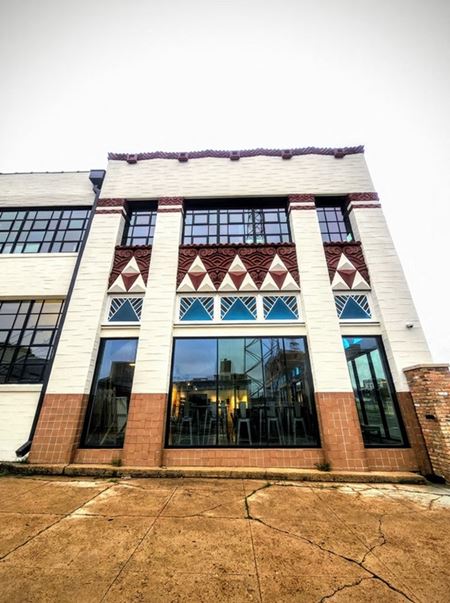Preview of commercial space at 717 Crockett Street #203