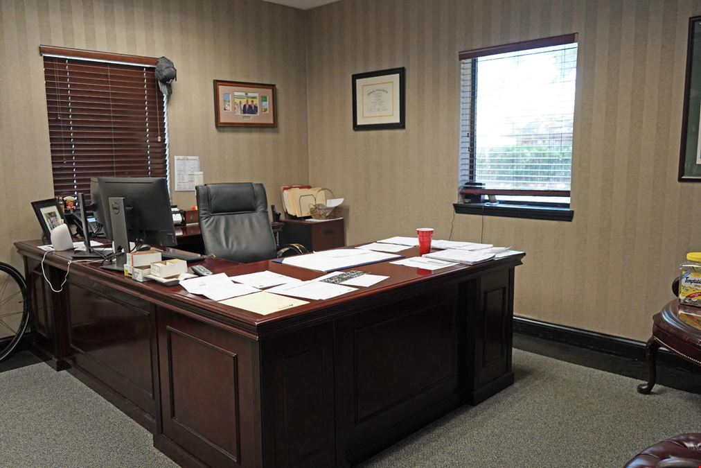 Freestanding Office for Sale