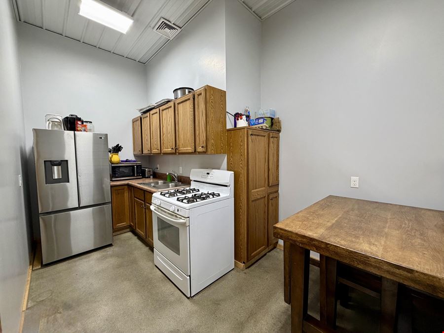 6530 N M 33 Hwy