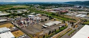 10001 N Rivergate Blvd ¦ 76,809 SF on 15.01 Acres ¦ For Sale or Lease