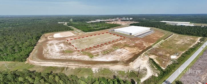 ±519,792-SF Speculative Industrial Building | For Lease or Sale