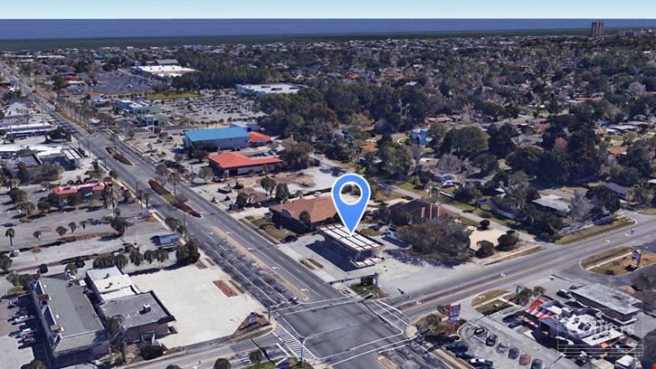 0.6± AC Corner Parcel on Atlantic Blvd
