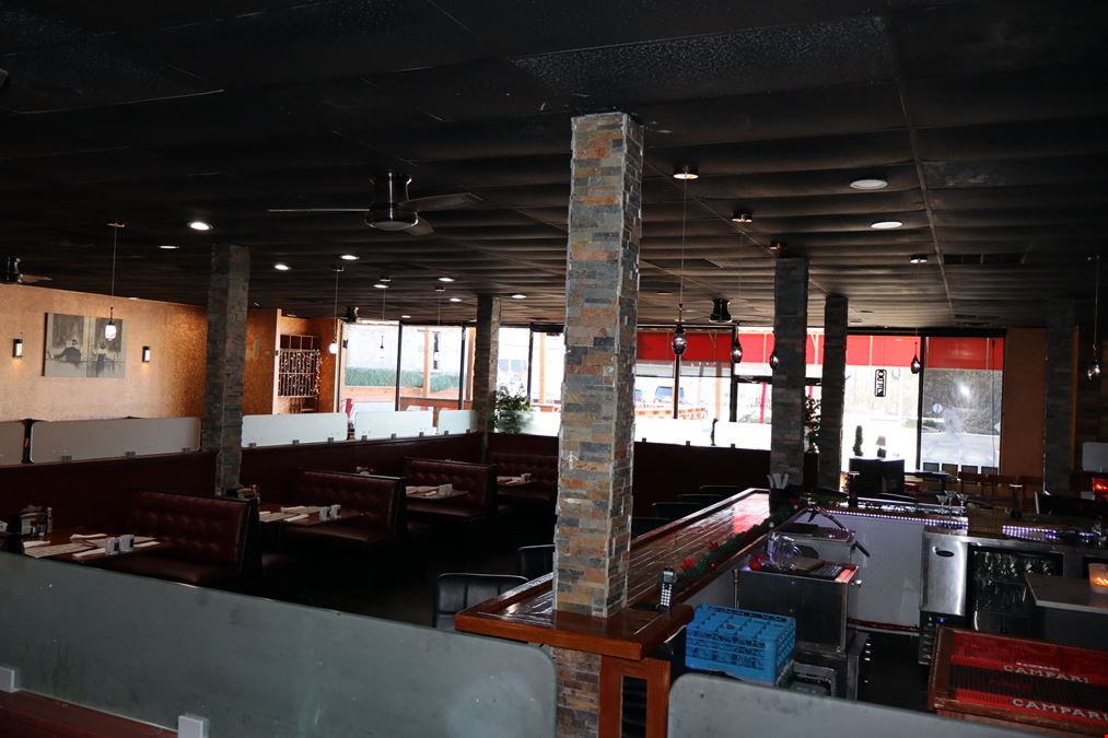 306 N Main St