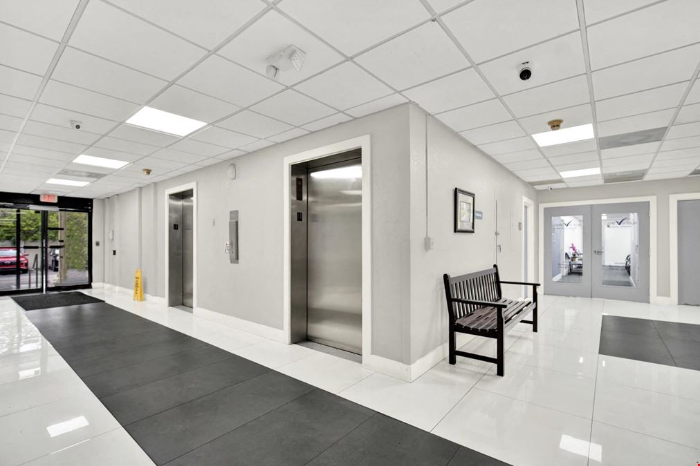 Plantation Medical Plaza