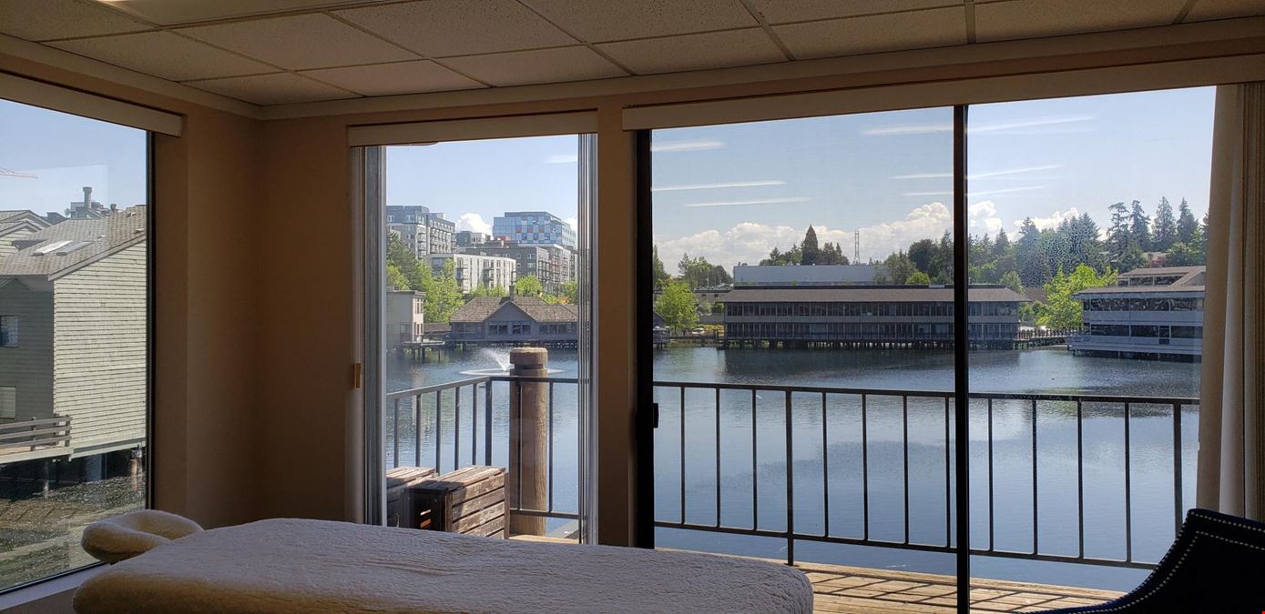 Nine Lake Bellevue - Unit 214+216