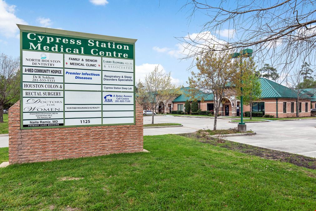 1125 Cypress Station