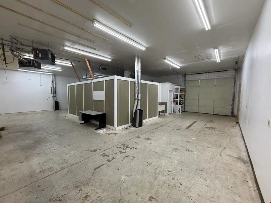 400 Business Centre Dr