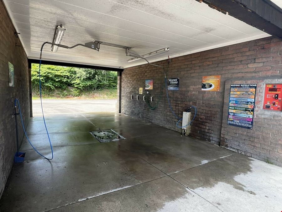 4-Bay Car Wash Plus Standalone Building