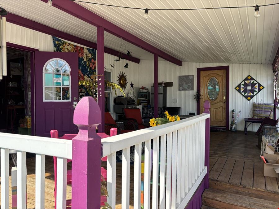 Candle Cottage – Turnkey Gift Shop & Business Opportunity