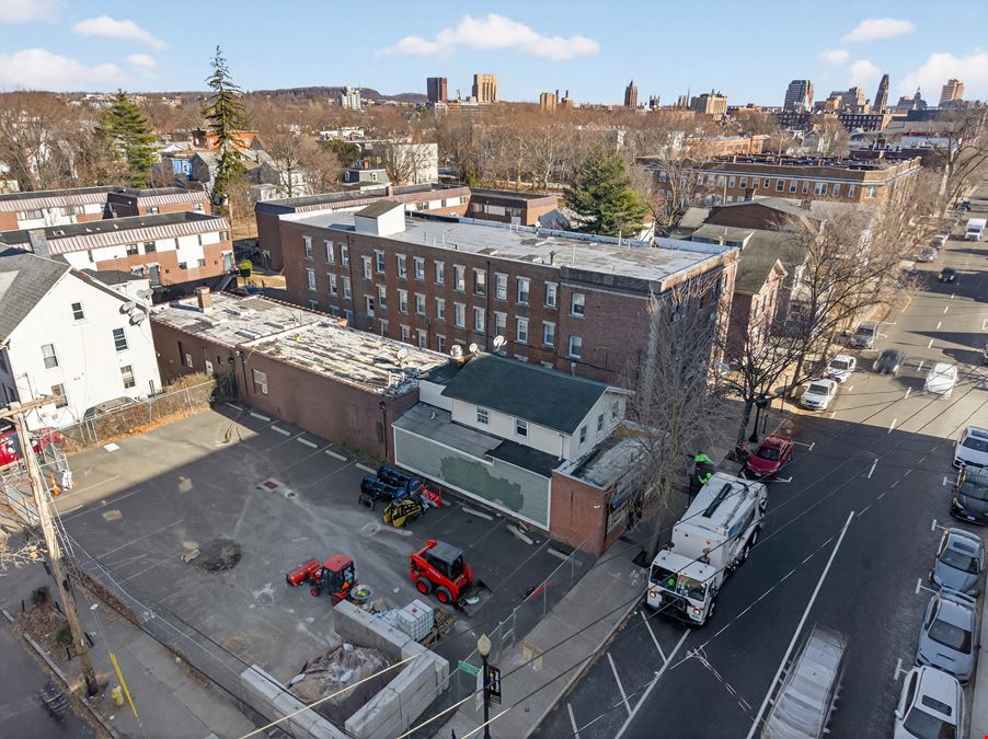 1379 Chapel Street