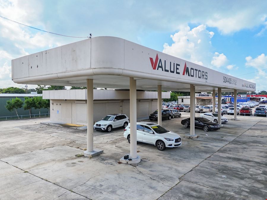 Redevelopment Opportunity with Dual Frontage at Signaled Intersection