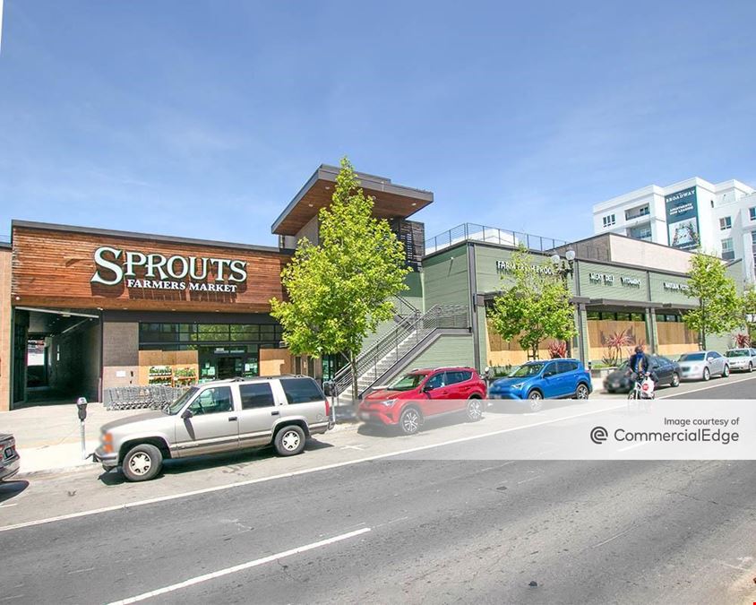 The Shops on Broadway