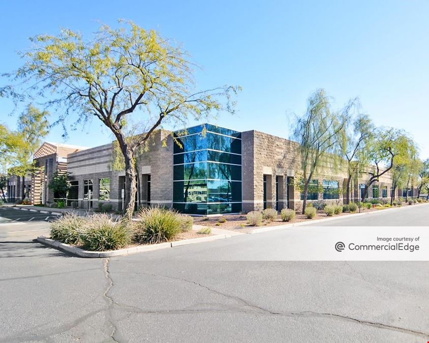 Scottsdale Executive Office Center - 15880 & 15990 North Greenway-Hayden Loop