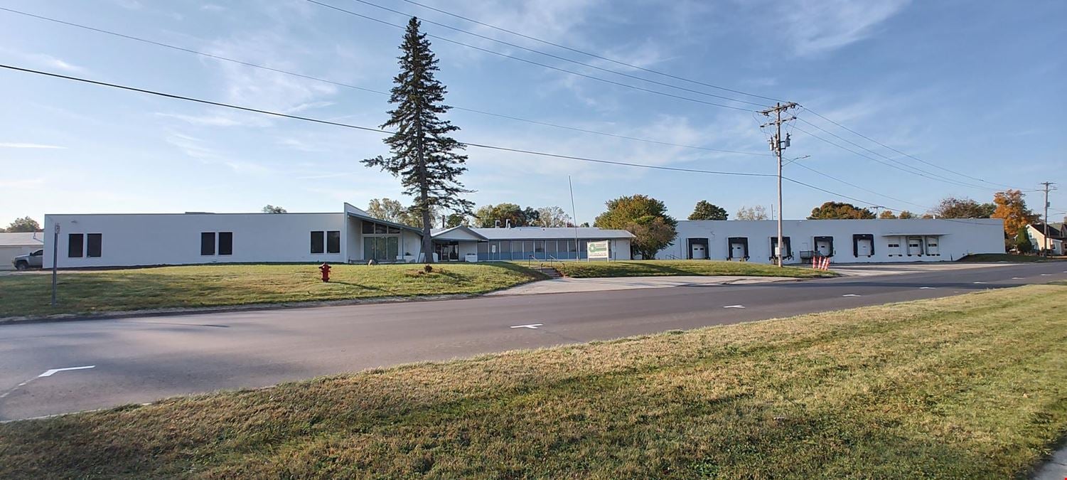 460 Main St
