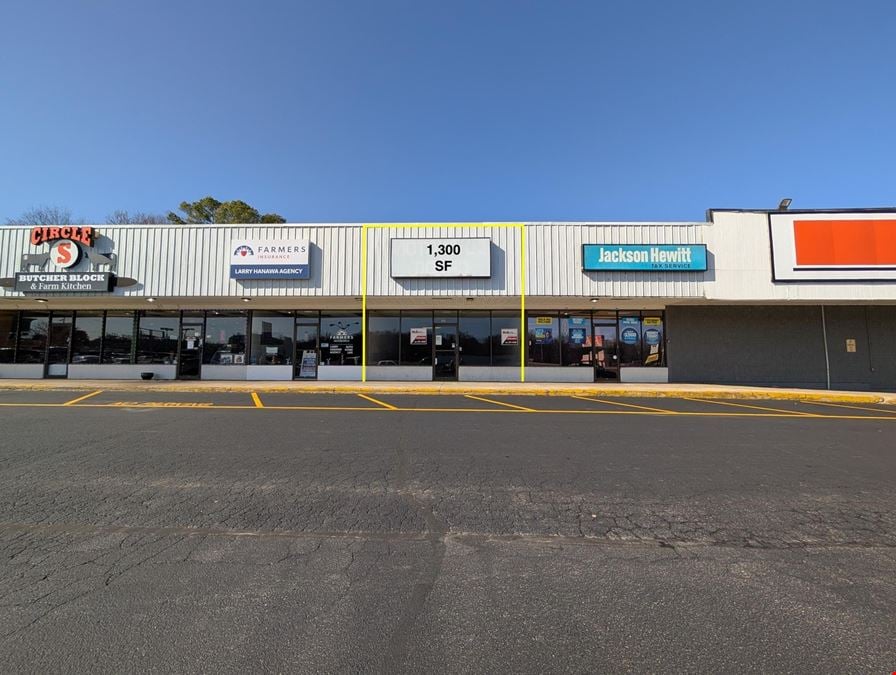 College Square Shopping Center