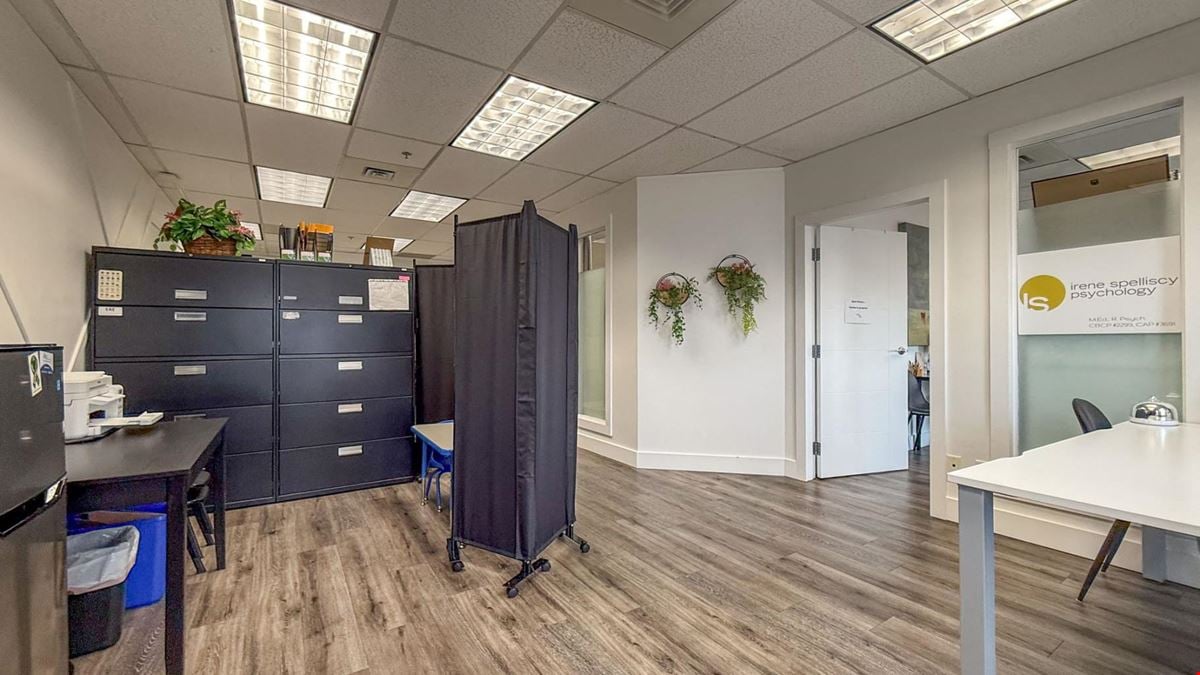 Outstanding opportunity to sublease office space in Richter Place 