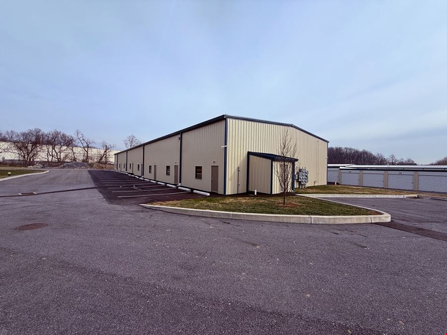 21 Hagerty Boulevard - Bldg B