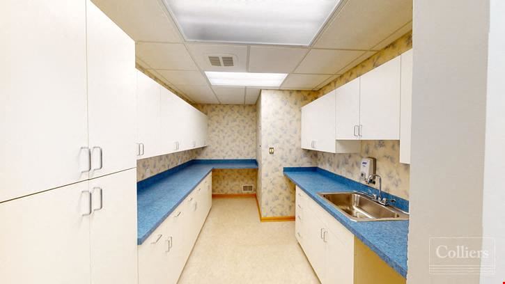 4,943 SF Medical Office Suite | 1503 Glastonbury Dr.