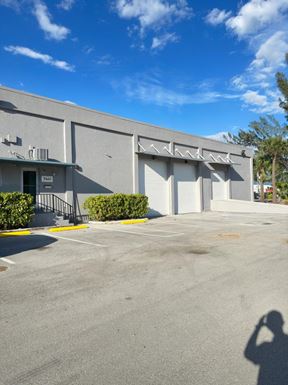 7905 NW 77th Avenue,