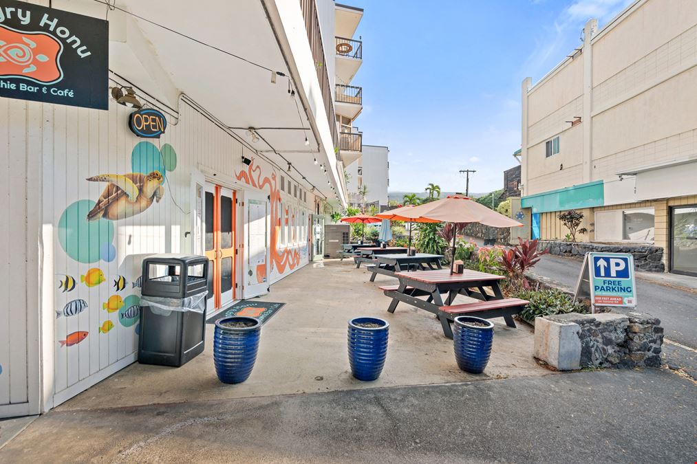 Kona Plaza