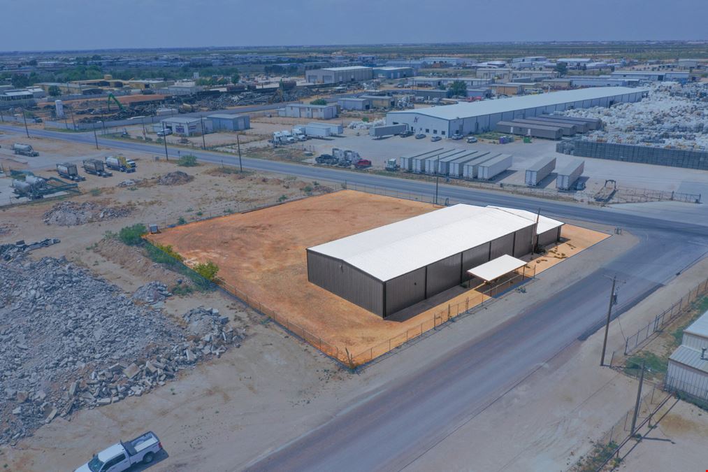 Versatile Shop/Office Near I-20
